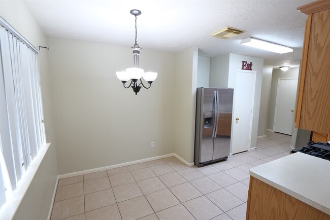 Building Photo - 23135 N Waterlake Dr Rental