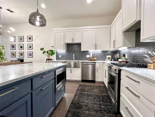 Photo - 1543 Pine St