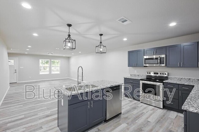 Photo - 5820 Grayson St