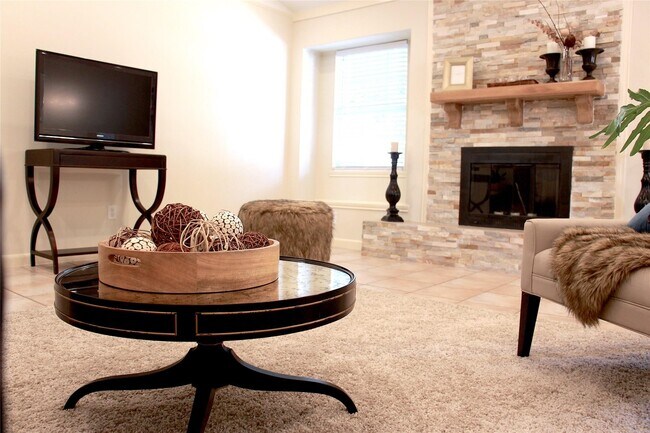 Photo - 10306 Bob White Dr