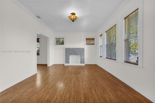 Photo - 126 NW 48th St