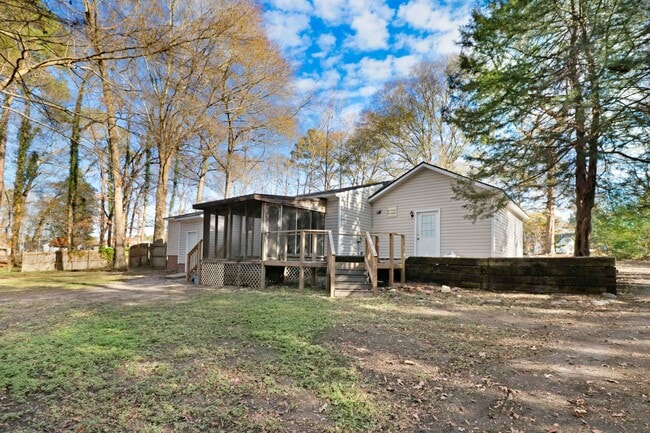 Photo - 107 Sparrow Ct