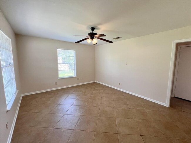 Photo - 3114 Hunt Trail
