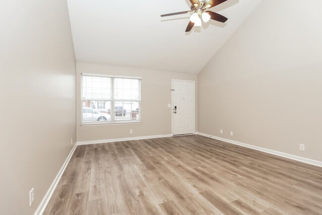Photo - 1514 Killarney Dr