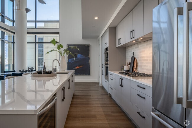 3BR, 3.5BA - 2,770SF - Kitchen - Parkside Residences