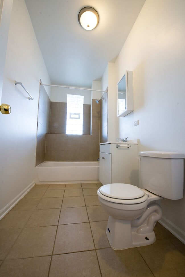 Photo - 3454 W Lexington St 715-21 S St Louis Chicago, IL 60624