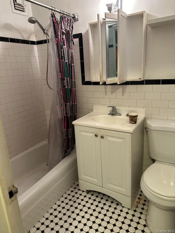 Photo - 34-12 113th St Unit 10A