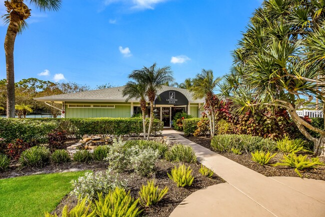 Photo - Lakeside Glen Apartments