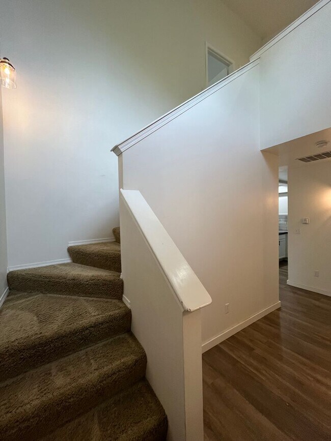 Photo - Updated 3 Bedroom Home Near Barkley Village Unit 1706