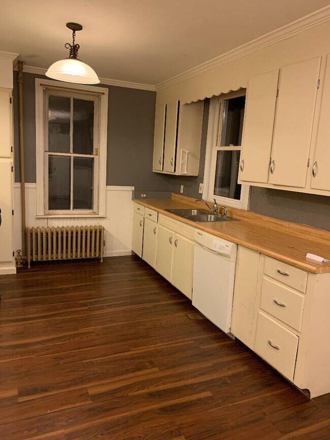 3222 Broad St Rental For Rent in York, PA