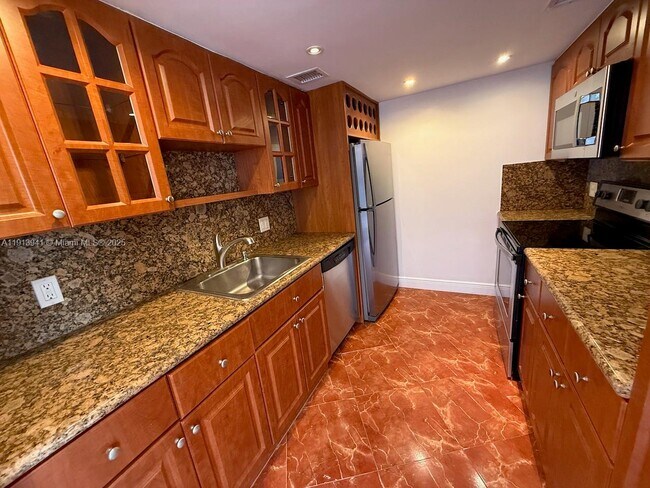 Photo - 900 Bay Dr Unit 419