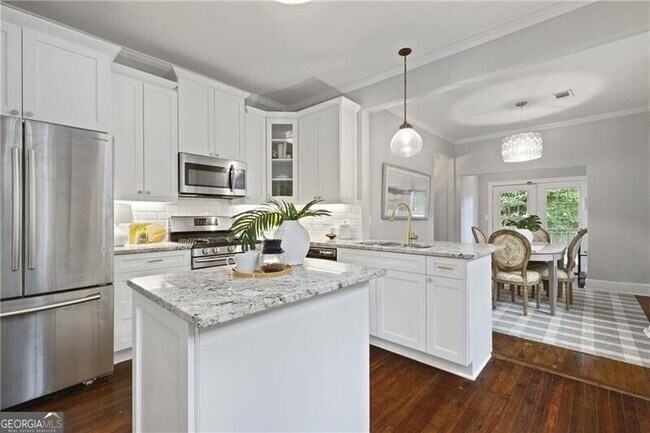 Photo - 481 Hill St SE