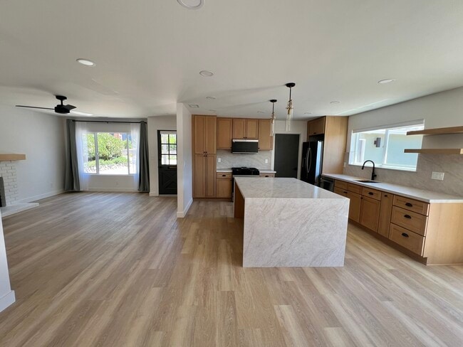 Photo - 1327 Tanglewood Dr