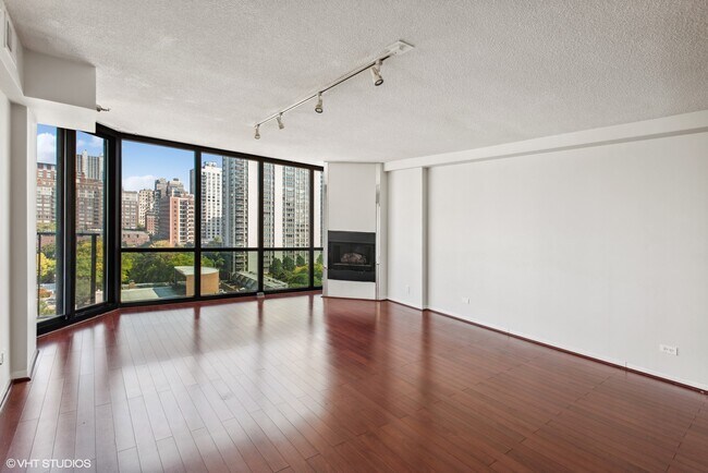 Photo - 1309 N Wells St Unit 1107