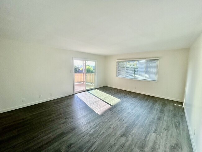 Photo - 3722 1/2-3718 1/2 Corinth Ave Unit 3714 1/2 Corinth Ave.