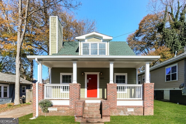 Building Photo - 1011 Parsons St SW