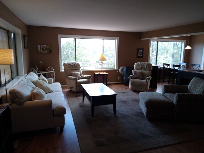 Photo - Furnished Month to Month Rental ~ Beautifu...