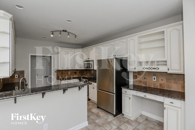 Photo - 1001 Josey Ln