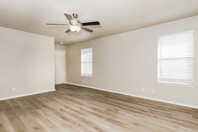 Photo - 3326 Willet Way