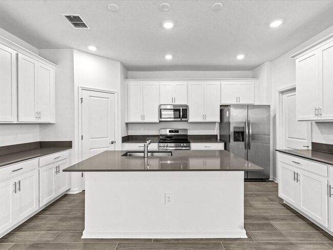 Photo - 2952 Armstrong Ave