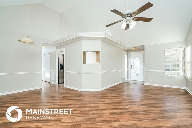 Photo - 4068 Calumet Dr