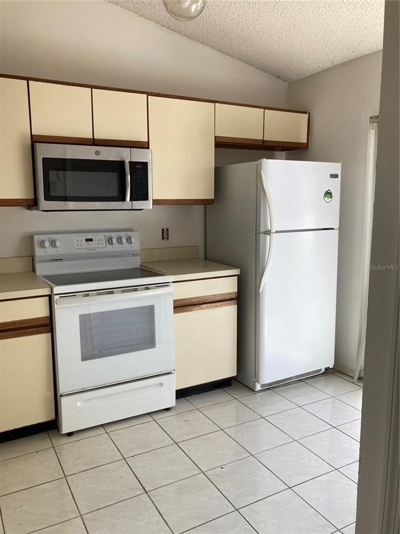 Photo - 20 Silver Oak Cir