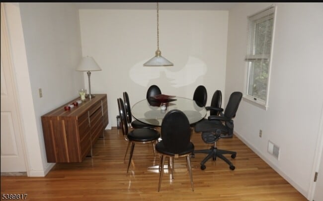 Photo - 8 Magnolia Ct