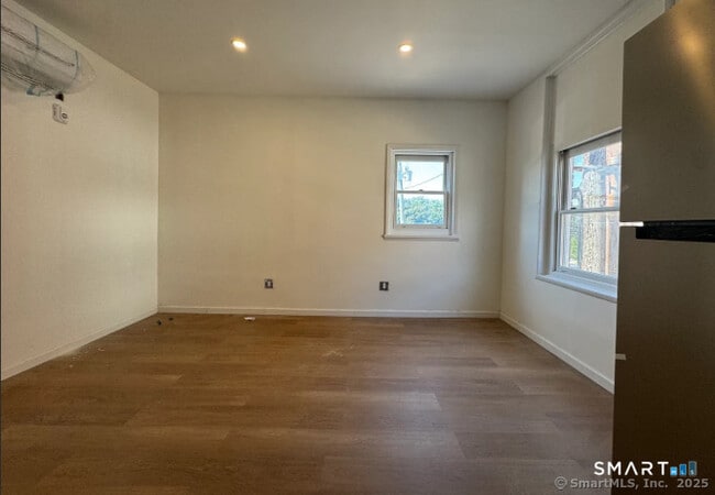 Photo - 61 Field St Unit 106