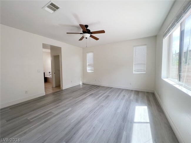 Photo - 477 Astillero St
