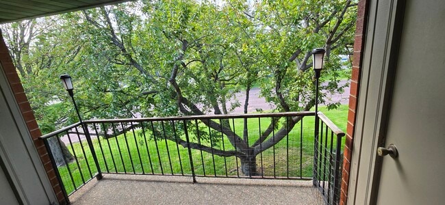 Photo - 66 Ridgeview St Unit 204