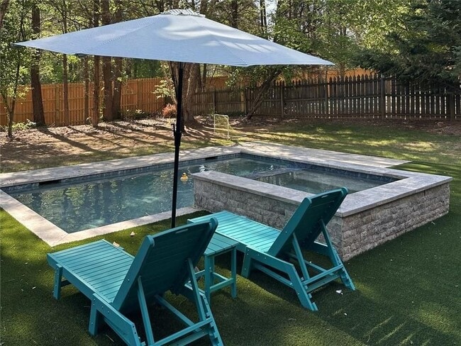 Building Photo - 2785 Shoemaker Ln