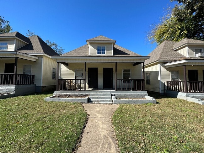 Photo - 910 S 19th St Unit A