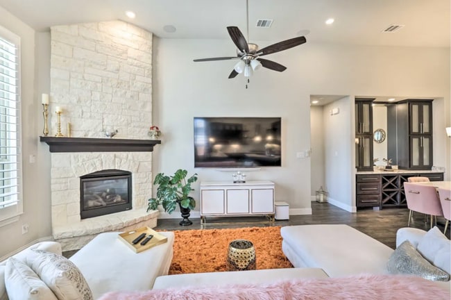 Photo - 1563 Jocelyn Dr