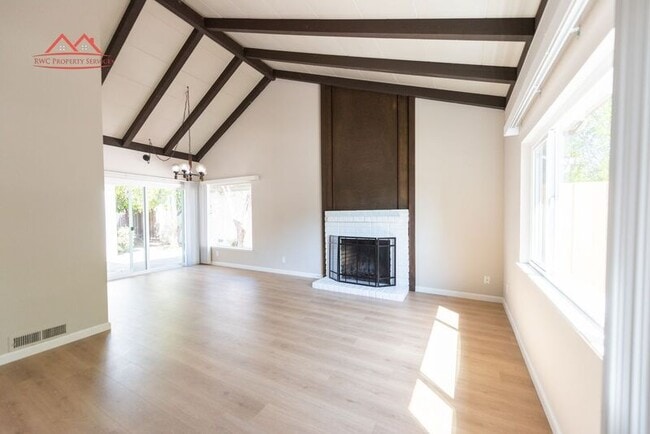Photo - 1377 Spoonbill Way
