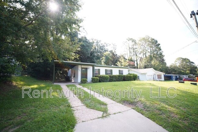 Building Photo - 1015 Joe Louis St