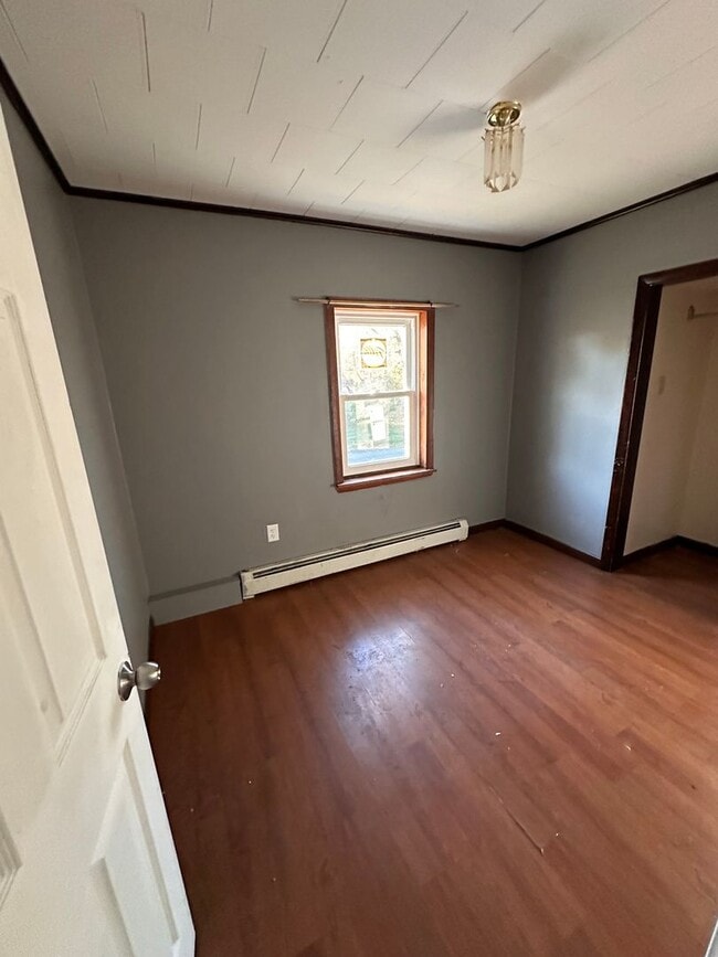 Photo - 316 Worth St Unit 316 1/2 Apt 2