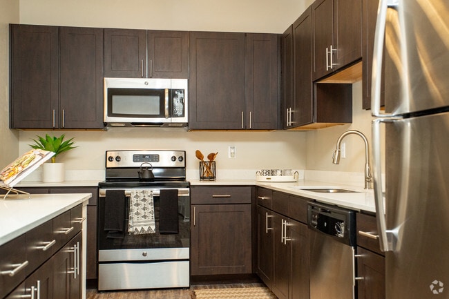 2BD/2BA-1096-SF Kitchen