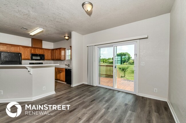 Photo - 4318 9th St W