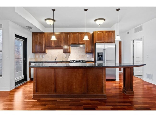 Photo - 317 Groveland Ave Unit 521