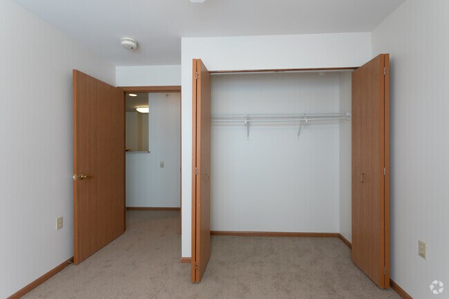 2BR, 1BA