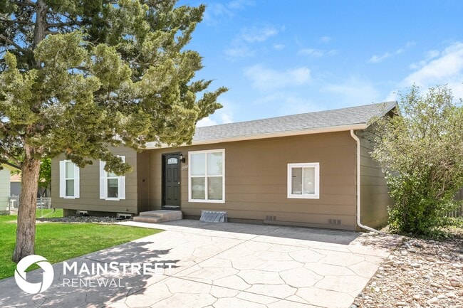Building Photo - 15368 E Gunnison Pl Rental