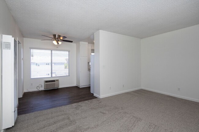 Photo - Four Winds Apartments