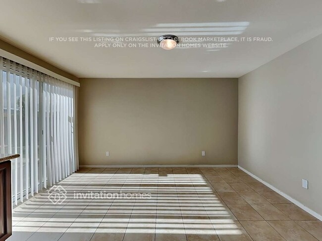 Photo - 27858 Crosspath Ave