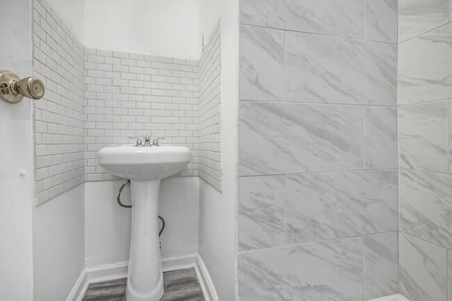 Photo - 1518 Ridge Ave Apartments Unit 3