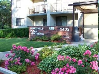 Photo - Perrysville Plaza