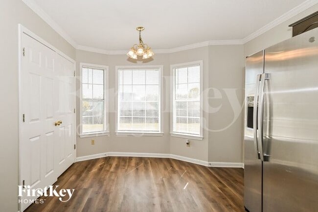 Photo - 6052 Blocker St