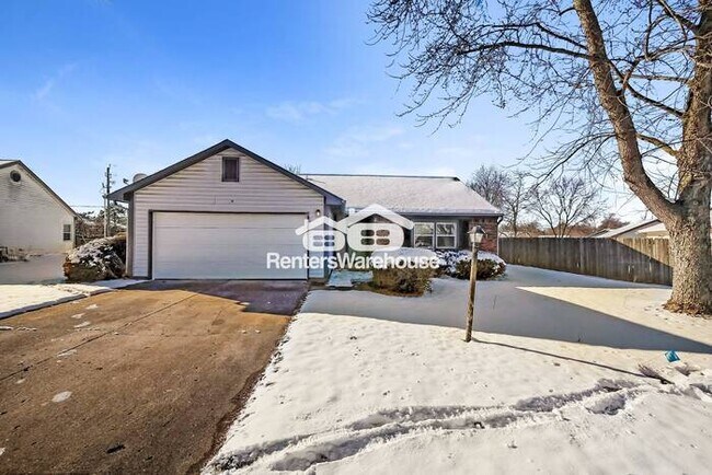 Beautifully Renovated 3 BR/2 BA Ranch Home... - Beautifully Renovated 3 BR/2 BA Ranch Home...