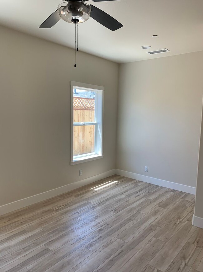 Photo - Newer Home for rent