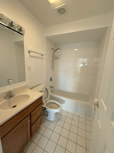 Photo - 1500 Busse Rd