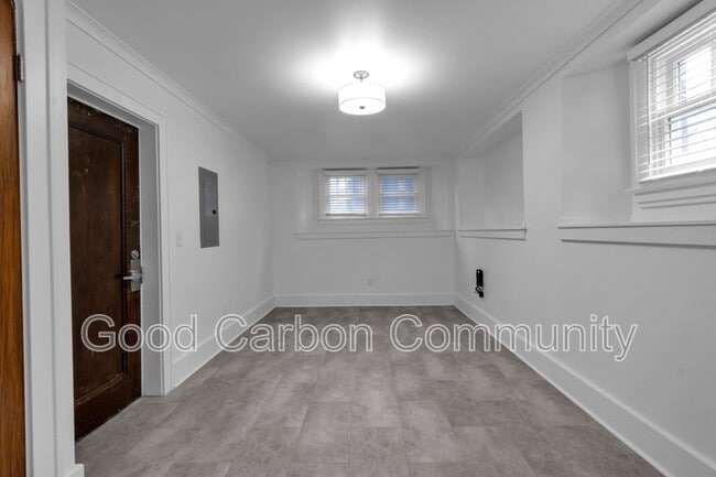 16-42 Chapel Rd